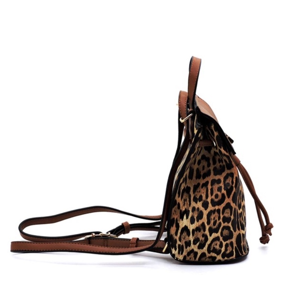 Leopard Drawstring Convertible Backpack Satchel - Picture 3 of 7